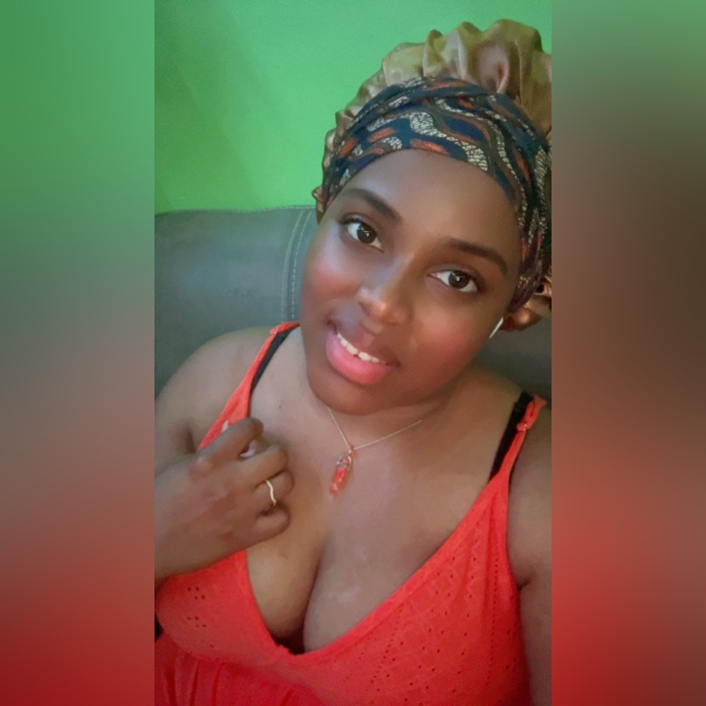 Meet your Posher, Lidia